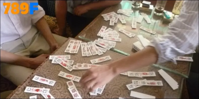 Mẹo đánh phỏm – Bí quyết vàng chinh phục game bài 789F 2 Các bước nền tảng trong cách học đánh chắn nhanh nhất