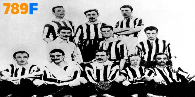 Câu lạc bộ bóng đá Barcelona – huyền thoại của xứ Catalonia 1 Câu lạc bộ bóng đá Juventus ra đời năm 1897